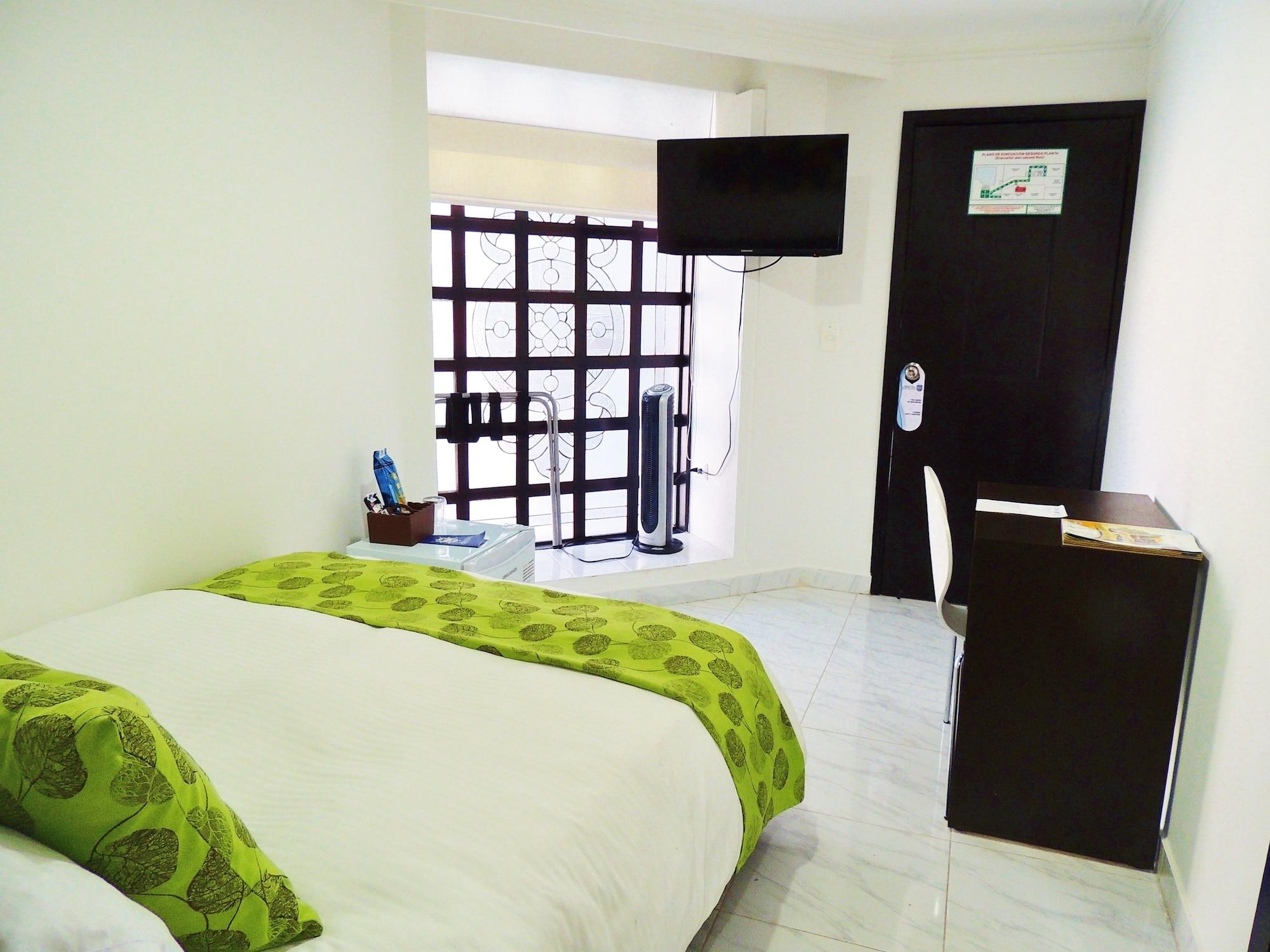 Hotel Montes De La Castellana Armenia  Eksteriør bilde